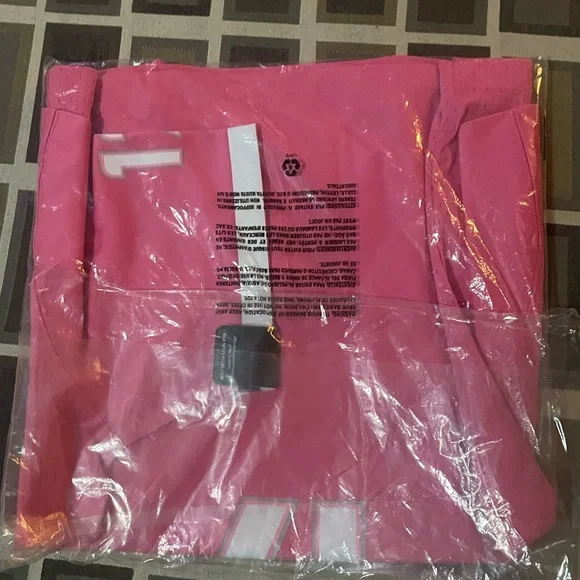 NFL Pink Girls Jersey - Picture 6 of 7